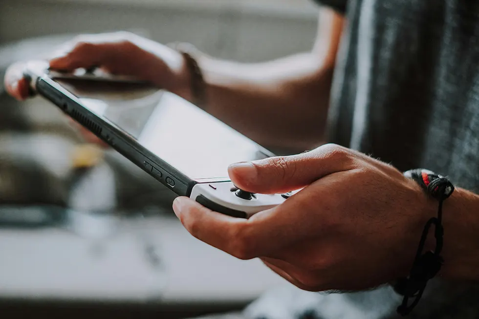 Cellulaires déverrouillés et voyages: Le guide du nomade numérique