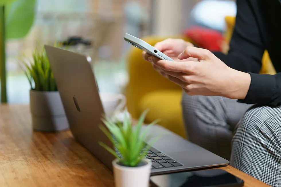Que faire en cas d'infiltration d'eau dans votre tablette électronique: guide d'urgence