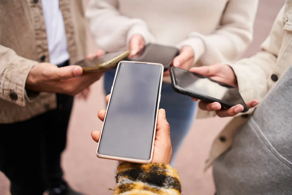 Les mythes courants sur les téléphones portables démystifiés