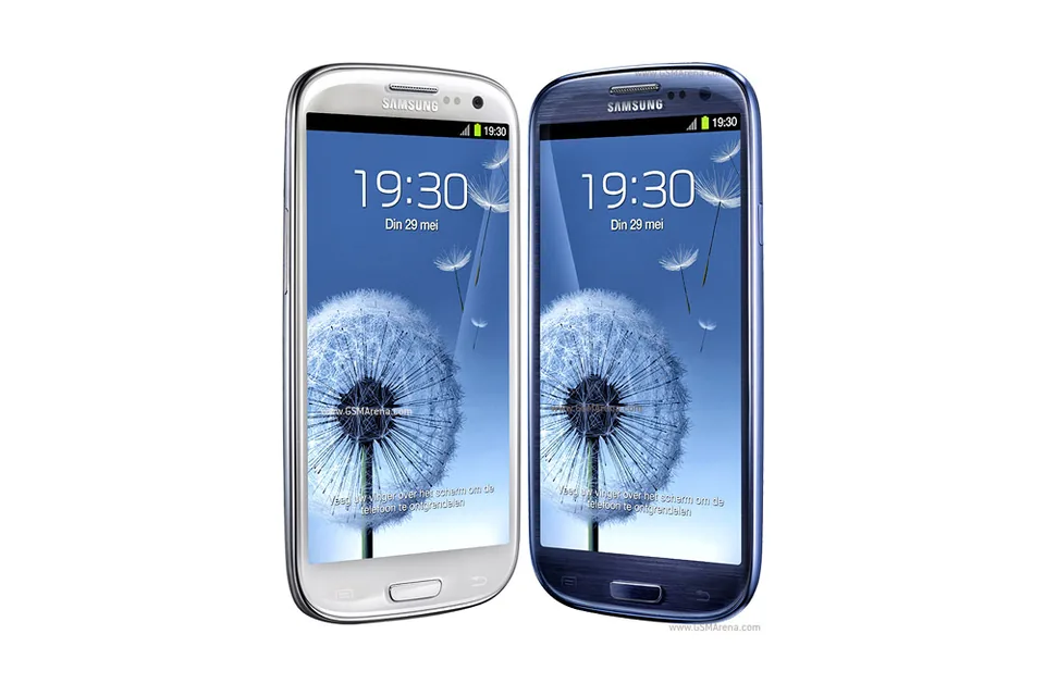 Galaxy 3, shown from the back in its colours and from the front